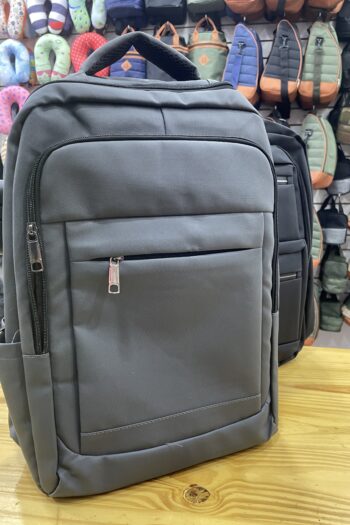 MOCHILA IMPORTADA ART 41- $23.400.-